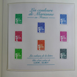 Collection timbres de France 1993-2002 neufs en album lux. Collection timbres de France 1993-2002 neufs en album lux.