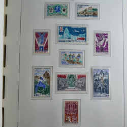 Collection timbres de France 1967-1992 neufs en album lux. Collection timbres de France 1967-1992 neufs en album lux.