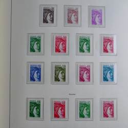 Collection timbres de France 1967-1992 neufs en album lux. Collection timbres de France 1967-1992 neufs en album lux.