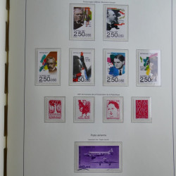 Collection timbres de France 1967-1992 neufs en album lux. Collection timbres de France 1967-1992 neufs en album lux.