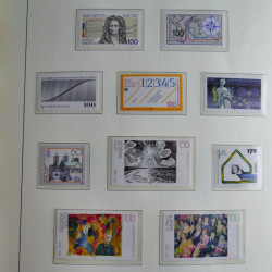 Collection timbres d'Allemagne Fédérale 1990-2007 neufs et oblitérés en album lux. Collection timbres d'Allemagne Fédérale 1990-2007 neufs et oblitérés en album lux.