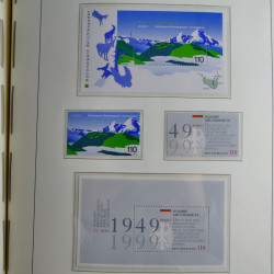 Collection timbres d'Allemagne Fédérale 1990-2007 neufs et oblitérés en album lux. Collection timbres d'Allemagne Fédérale 1990-2007 neufs et oblitérés en album lux.