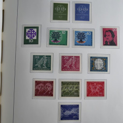 Collection timbres d'Allemagne Fédérale 1949-1989 neufs et oblitérés en album lux. Collection timbres d'Allemagne Fédérale 1949-1989 neufs et oblitérés en album lux.