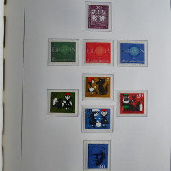 Collection timbres d'Allemagne Fédérale 1949-1989 neufs et oblitérés en album lux. Collection timbres d'Allemagne Fédérale 1949-1989 neufs et oblitérés en album lux.