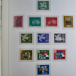Collection timbres d'Allemagne Fédérale 1949-1989 neufs et oblitérés en album lux. Collection timbres d'Allemagne Fédérale 1949-1989 neufs et oblitérés en album lux.