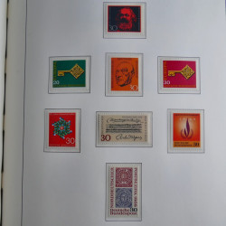 Collection timbres d'Allemagne Fédérale 1949-1989 neufs et oblitérés en album lux. Collection timbres d'Allemagne Fédérale 1949-1989 neufs et oblitérés en album lux.