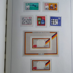 Collection timbres d'Allemagne Fédérale 1949-1989 neufs et oblitérés en album lux. Collection timbres d'Allemagne Fédérale 1949-1989 neufs et oblitérés en album lux.