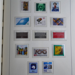 Collection timbres d'Allemagne Fédérale 1949-1989 neufs et oblitérés en album lux. Collection timbres d'Allemagne Fédérale 1949-1989 neufs et oblitérés en album lux.