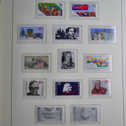 Collection timbres d'Allemagne Fédérale 1949-1989 neufs et oblitérés en album lux. Collection timbres d'Allemagne Fédérale 1949-1989 neufs et oblitérés en album lux.