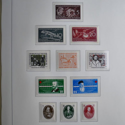 Collection timbres d'Allemagne de l'Est 1945-1959 neufs et oblitérés en album lux. Collection timbres d'Allemagne de l'Est 1945-1959 neufs et oblitérés en album lux.