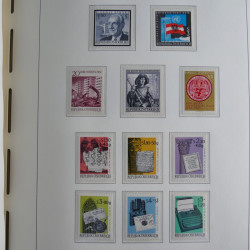 Collection timbres d'Autriche 1960-2000 neufs et oblitérés en album lux. Collection timbres d'Autriche 1960-2000 neufs et oblitérés en album lux.