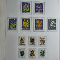 Collection timbres d'Autriche 1960-2000 neufs et oblitérés en album lux. Collection timbres d'Autriche 1960-2000 neufs et oblitérés en album lux.