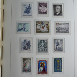 Collection timbres d'Autriche 1960-2000 neufs et oblitérés en album lux. Collection timbres d'Autriche 1960-2000 neufs et oblitérés en album lux.