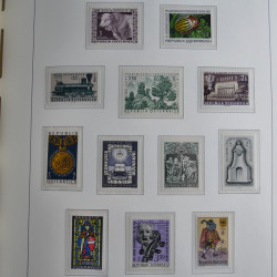 Collection timbres d'Autriche 1960-2000 neufs et oblitérés en album lux. Collection timbres d'Autriche 1960-2000 neufs et oblitérés en album lux.