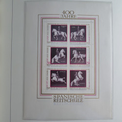 Collection timbres d'Autriche 1960-2000 neufs et oblitérés en album lux. Collection timbres d'Autriche 1960-2000 neufs et oblitérés en album lux.