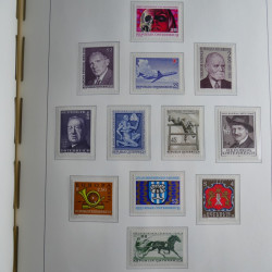 Collection timbres d'Autriche 1960-2000 neufs et oblitérés en album lux. Collection timbres d'Autriche 1960-2000 neufs et oblitérés en album lux.