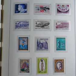 Collection timbres d'Autriche 1960-2000 neufs et oblitérés en album lux. Collection timbres d'Autriche 1960-2000 neufs et oblitérés en album lux.