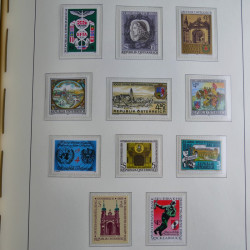 Collection timbres d'Autriche 1960-2000 neufs et oblitérés en album lux. Collection timbres d'Autriche 1960-2000 neufs et oblitérés en album lux.