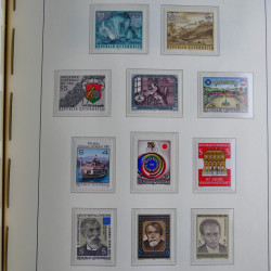 Collection timbres d'Autriche 1960-2000 neufs et oblitérés en album lux. Collection timbres d'Autriche 1960-2000 neufs et oblitérés en album lux.