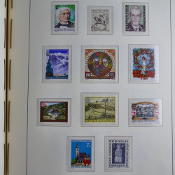 Collection timbres d'Autriche 1960-2000 neufs et oblitérés en album lux. Collection timbres d'Autriche 1960-2000 neufs et oblitérés en album lux.