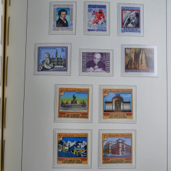 Collection timbres d'Autriche 1960-2000 neufs et oblitérés en album lux. Collection timbres d'Autriche 1960-2000 neufs et oblitérés en album lux.