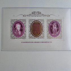 Collection timbres d'Autriche 1960-2000 neufs et oblitérés en album lux. Collection timbres d'Autriche 1960-2000 neufs et oblitérés en album lux.