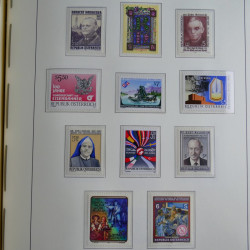 Collection timbres d'Autriche 1960-2000 neufs et oblitérés en album lux. Collection timbres d'Autriche 1960-2000 neufs et oblitérés en album lux.