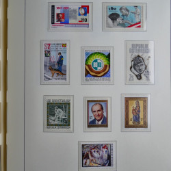 Collection timbres d'Autriche 1960-2000 neufs et oblitérés en album lux. Collection timbres d'Autriche 1960-2000 neufs et oblitérés en album lux.