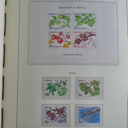 Collection timbres de Monaco 1981-2000 neufs en album lux. Collection timbres de Monaco 1981-2000 neufs en album lux.