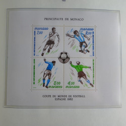 Collection timbres de Monaco 1981-2000 neufs en album lux. Collection timbres de Monaco 1981-2000 neufs en album lux.
