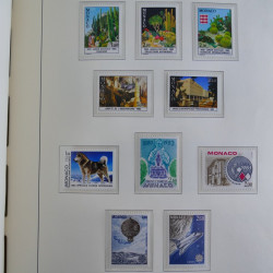 Collection timbres de Monaco 1981-2000 neufs en album lux. Collection timbres de Monaco 1981-2000 neufs en album lux.
