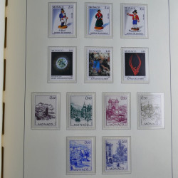 Collection timbres de Monaco 1981-2000 neufs en album lux. Collection timbres de Monaco 1981-2000 neufs en album lux.