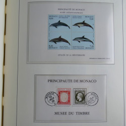 Collection timbres de Monaco 1981-2000 neufs en album lux. Collection timbres de Monaco 1981-2000 neufs en album lux.