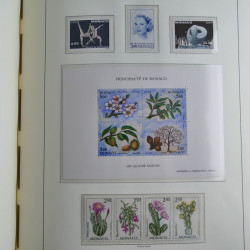 Collection timbres de Monaco 1981-2000 neufs en album lux. Collection timbres de Monaco 1981-2000 neufs en album lux.