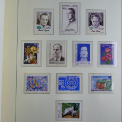Collection timbres de Monaco 1981-2000 neufs en album lux. Collection timbres de Monaco 1981-2000 neufs en album lux.