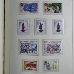 Collection timbres de Monaco 1981-2000 neufs en album lux. Collection timbres de Monaco 1981-2000 neufs en album lux.