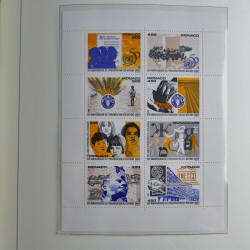 Collection timbres de Monaco 1981-2000 neufs en album lux. Collection timbres de Monaco 1981-2000 neufs en album lux.
