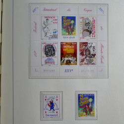 Collection timbres de Monaco 1981-2000 neufs en album lux. Collection timbres de Monaco 1981-2000 neufs en album lux.