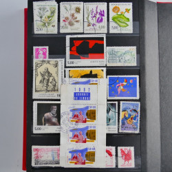 Lot de timbres de France 1892-2014 oblitérés en 6 albums.