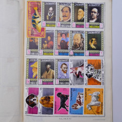 Vrac philatélique de timbres du monde neufs et oblitérés en un carton.