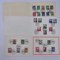 Vrac philatélique de timbres du monde neufs et oblitérés en un carton.