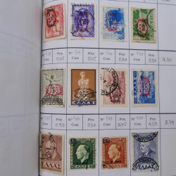 Lot de timbres de Grèce 1876-2000 neufs et oblitérés en 4 carnets à choix.