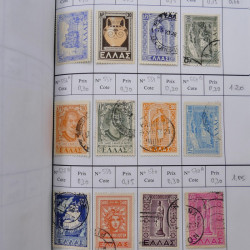 Lot de timbres de Grèce 1876-2000 neufs et oblitérés en 4 carnets à choix.