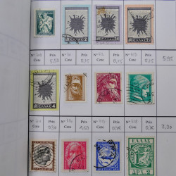 Lot de timbres de Grèce 1876-2000 neufs et oblitérés en 4 carnets à choix.