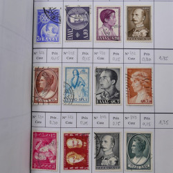 Lot de timbres de Grèce 1876-2000 neufs et oblitérés en 4 carnets à choix.