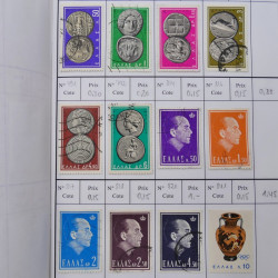 Lot de timbres de Grèce 1876-2000 neufs et oblitérés en 4 carnets à choix.