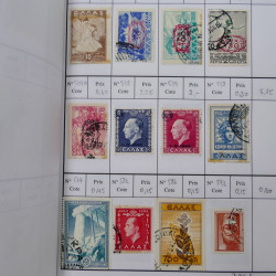 Lot de timbres de Grèce 1876-2000 neufs et oblitérés en 4 carnets à choix.