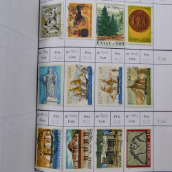 Lot de timbres de Grèce 1876-2000 neufs et oblitérés en 4 carnets à choix.