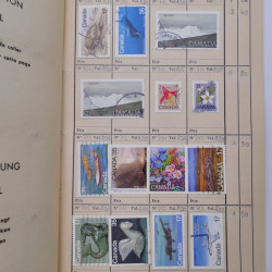 Lot de timbres de Canada 1870-1990 oblitérés en 4 carnets à choix.