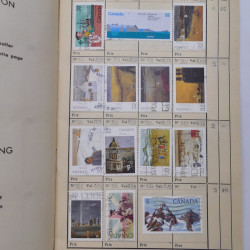 Lot de timbres de Canada 1870-1990 oblitérés en 4 carnets à choix.